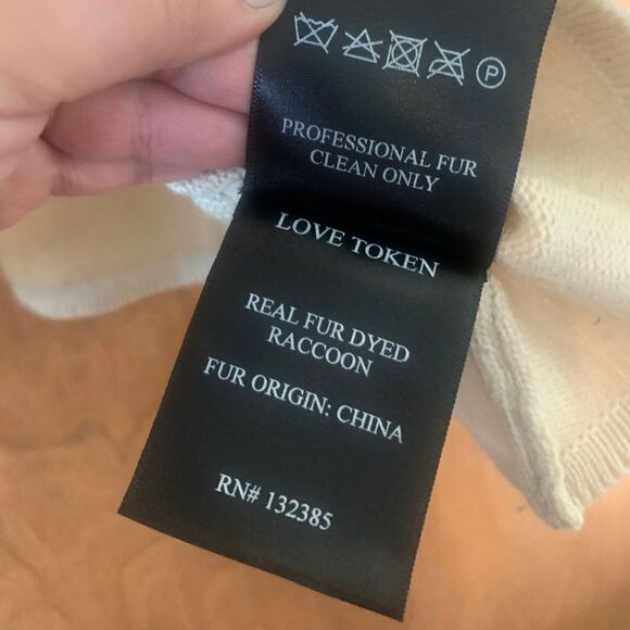 RARE Fur lined sweater - Picture 5 of 5